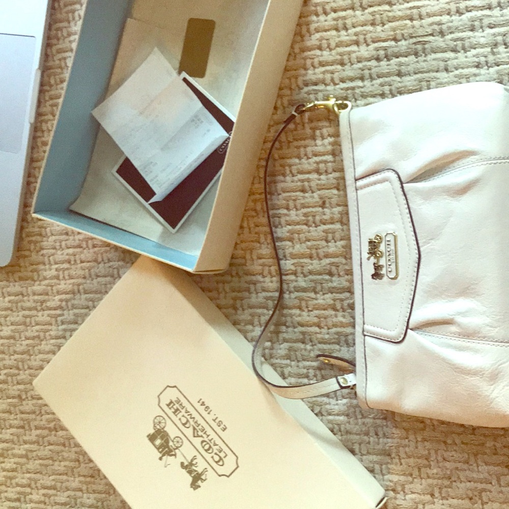 New coach bag worn once with box and receipt.